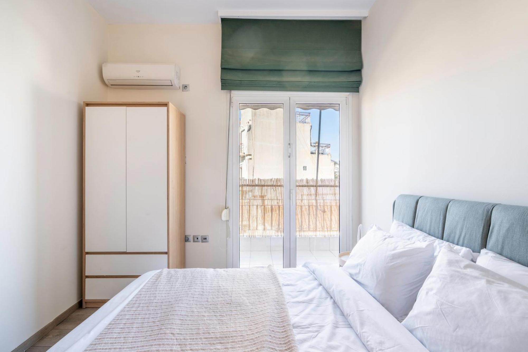 City Oasis: Newly Renovated 2Br Apt In City Center Atenas Exterior foto